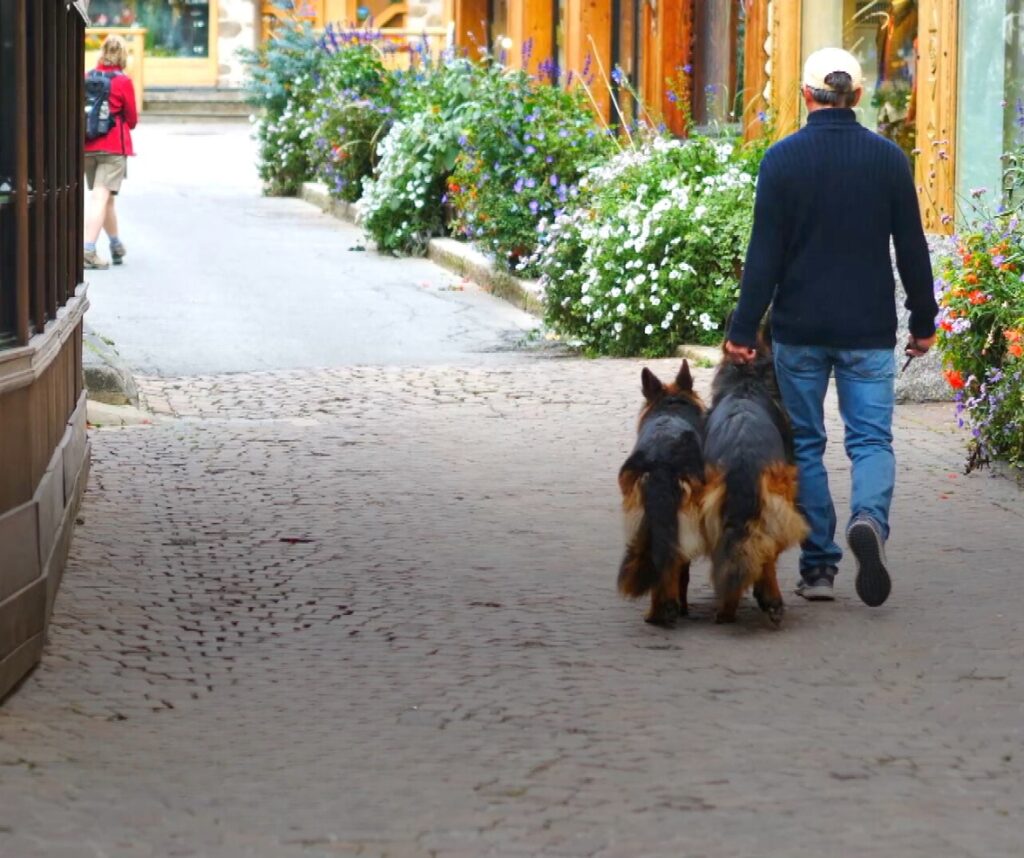 Connor and Yollie Double Heeling in Megeve